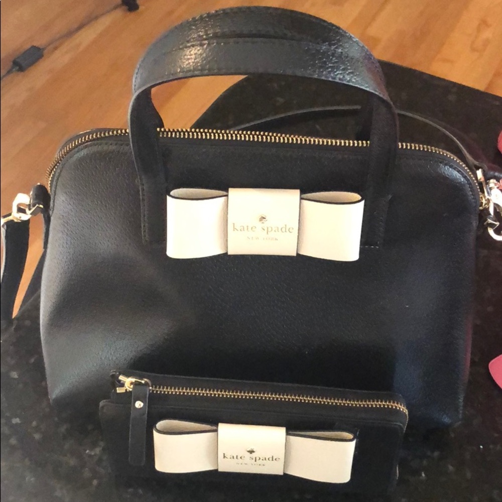 Authentic Kate Spade. Small. With matching wallet.